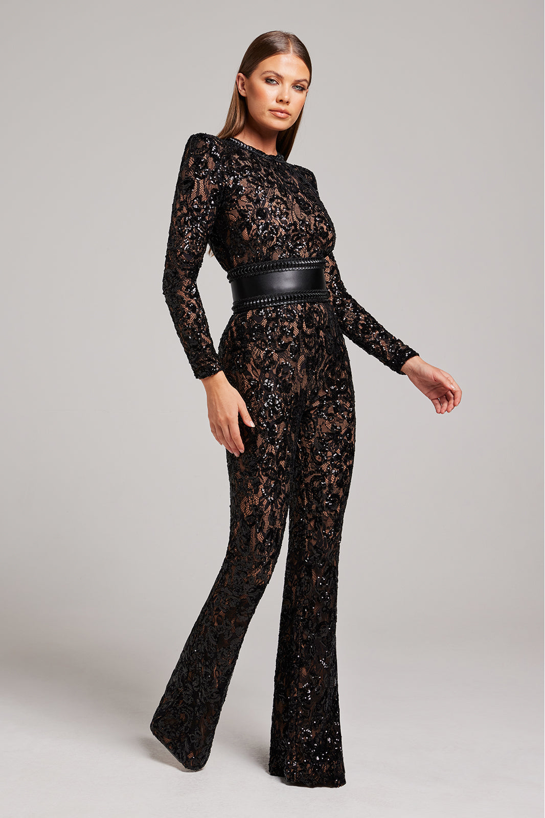 Lysara | Eleganter Spitzen-Overall für Frauen - zeitloses, schickes Design, perfekt für besondere Anlässe